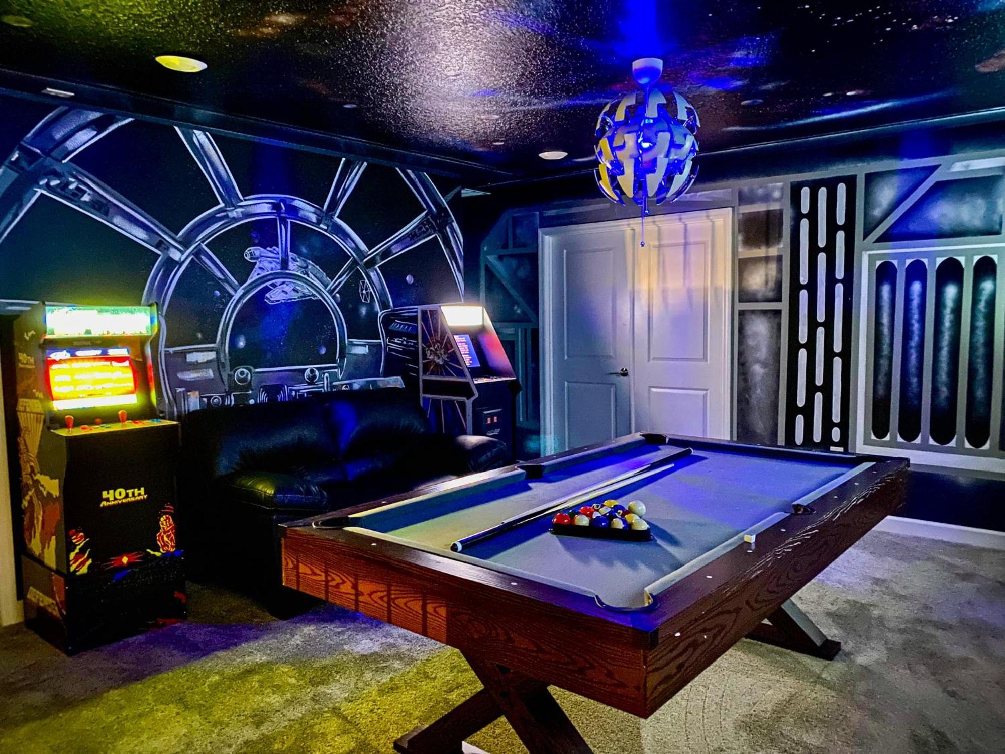 קיסימי Magical Family Vacation Home Near Disney World At Storey Lake, Star Wars Gameroom, Pool, Theater, Mickey Slide, Sleeps Up To 28 מראה חיצוני תמונה